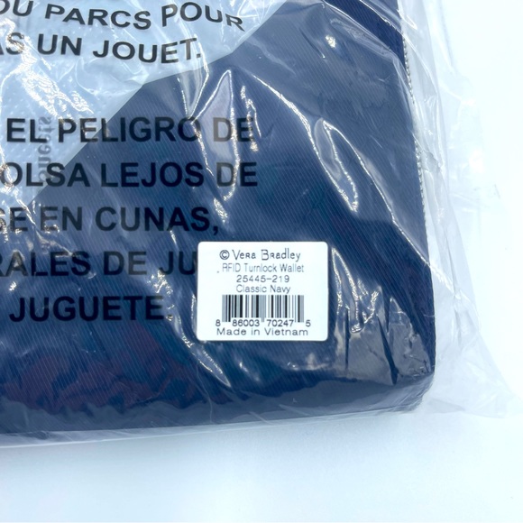 Vera Bradley Performance Twill RFID Turnlock Wallet Classic Navy NWT - Picture 8 of 10